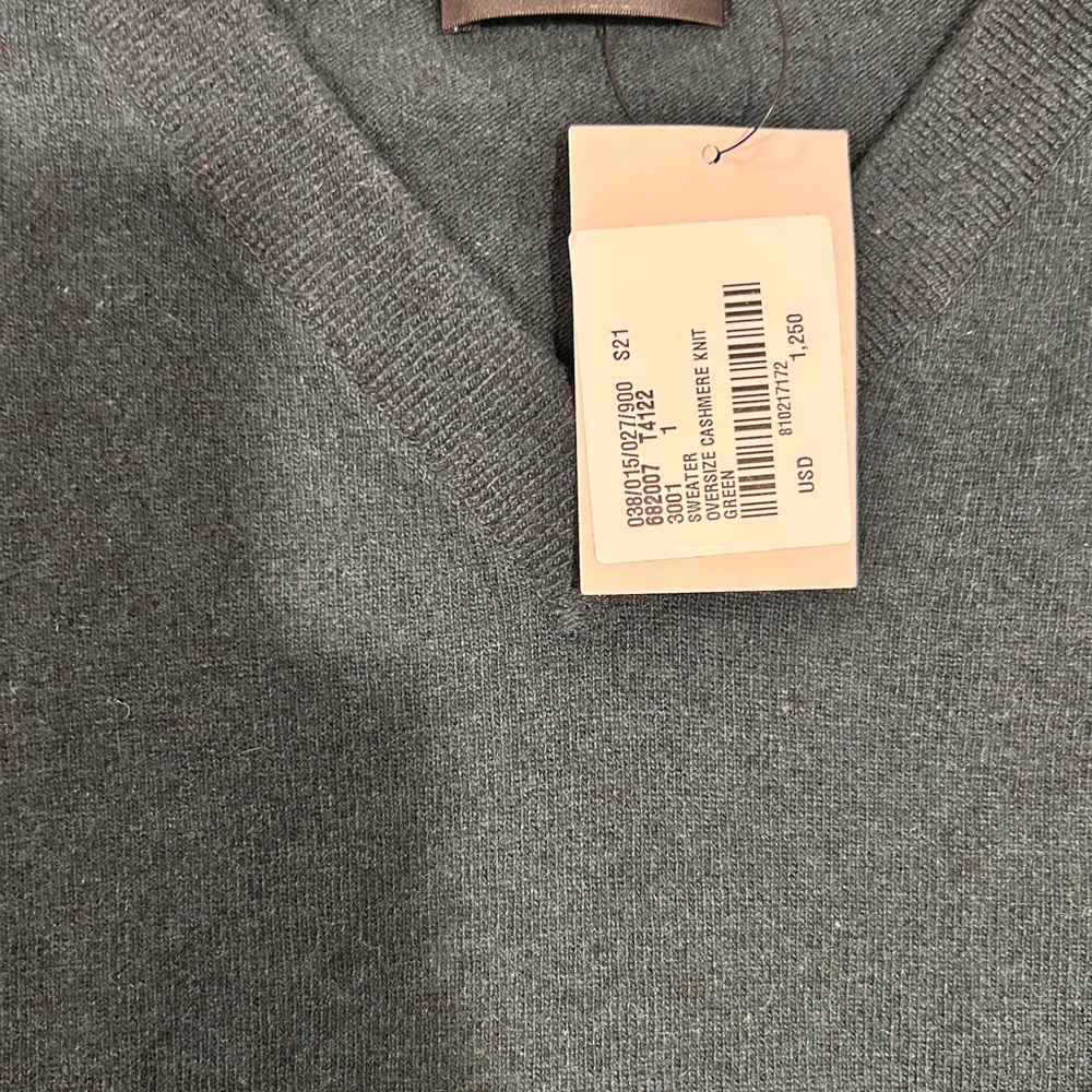 Men's V-Neck Cashmere Sweater - Gray